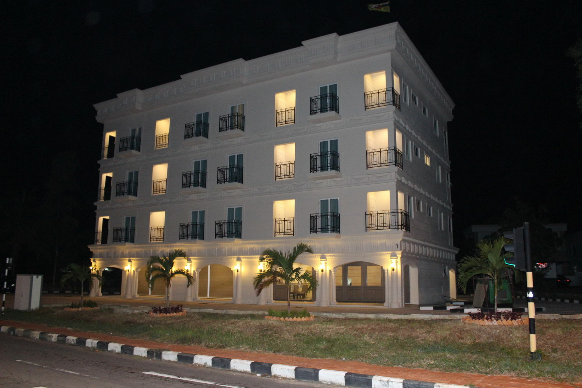Venice Lodge Bandar Seri Begawan Exterior foto